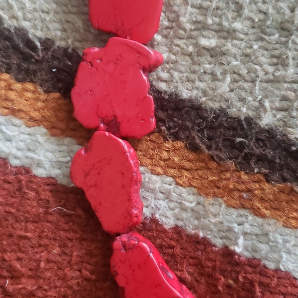 🎄Ladie's Red Coral Slab Stone Necklace - Picture 3 of 4